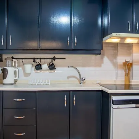 Amazing Flat Near The Coast With A Delightful Shared Terrace Close To Public Transportation In Karsiyaka * Izmir